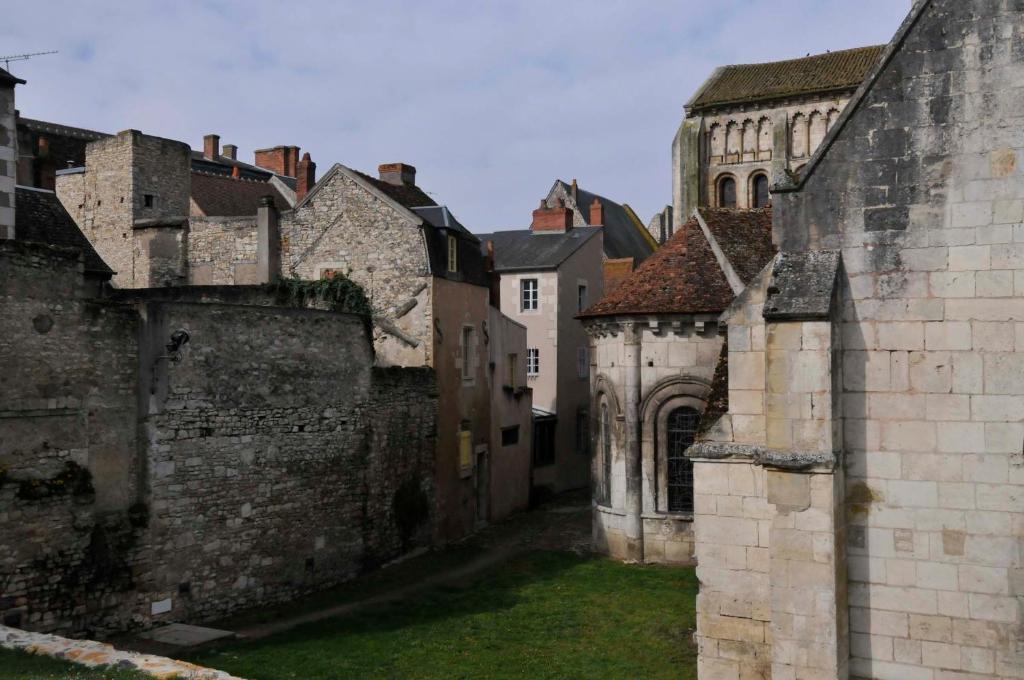 Le Passage Apartment La Charite-sur-Loire Luaran gambar